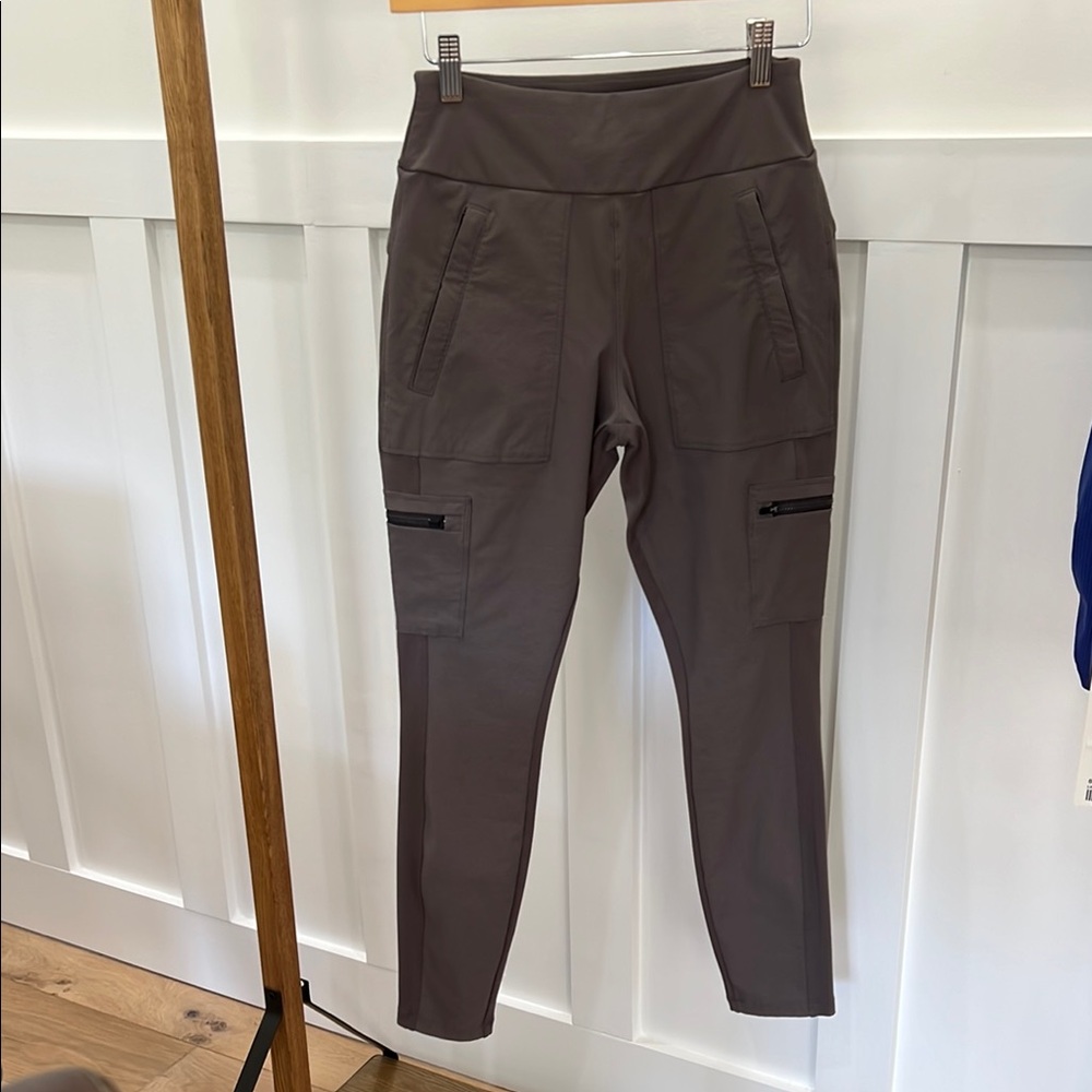 Athleta Headlands Hybrid Cargo